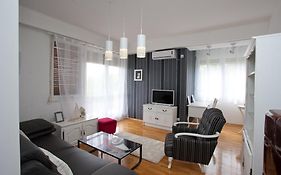 Apartment Macho